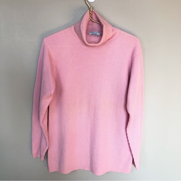 Vintage Pink 2 ply Cashmere turtle neck sweater M
